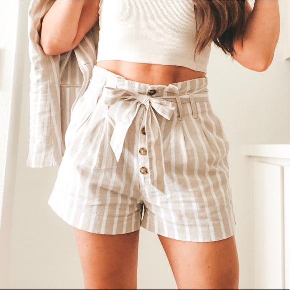 Abercrombie & Fitch Pants - COPY - Abercrombie Linen shorts